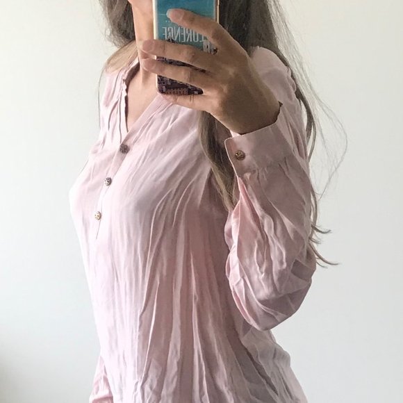 blouse - Picture 2 of 2